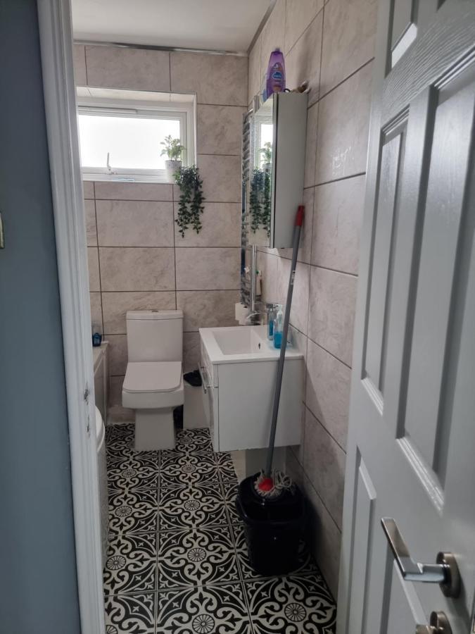 Spacious House In Central Манчестер Екстер'єр фото